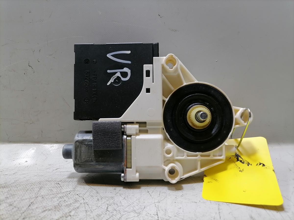 Audi A3 8P original Fensterhebermotor vorn rechts Bj.2007
